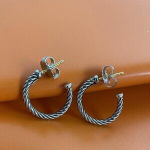 David Yurman Sculpted Cable Hoop Earrings in 925 Sterling Silver